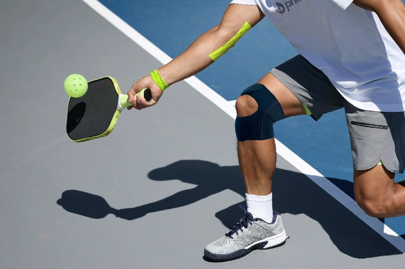 3 Cách tận dụng cú trả giao bóng trong pickleball 3 Cách tận dụng cú trả giao bóng trong pickleball