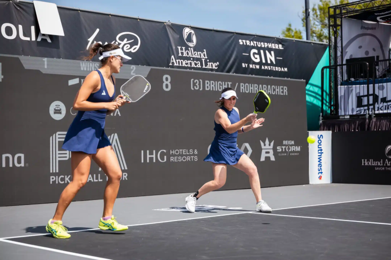 Cách đánh trả giao bóng trong Pickleball chuẩn kỹ thuật Cách đánh trả giao bóng trong Pickleball chuẩn kỹ thuật