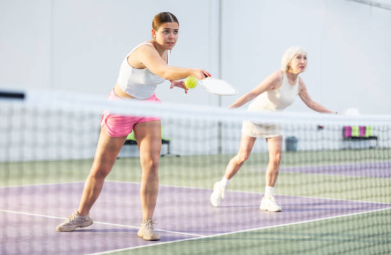 Các vị trí đứng trong pickleball chuẩn xác giúp tăng phản xạ và kiểm soát Các vị trí đứng trong pickleball chuẩn xác giúp tăng phản xạ và kiểm soát